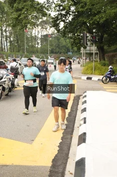 Runner Photo 4262646