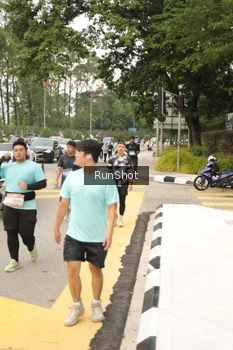 Runner Photo 4262649