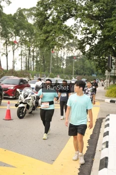 Runner Photo 4262650