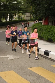 Runner Photo 4262711