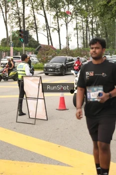 Runner Photo 4262717