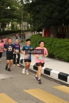 Runner Photo 4262720