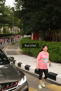 Runner Photo 4262736