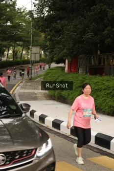 Runner Photo 4262737