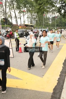 Runner Photo 4262766