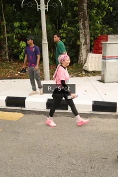 Runner Photo 4262829