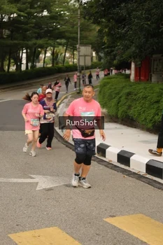 Runner Photo 4262873
