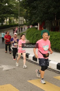 Runner Photo 4262878