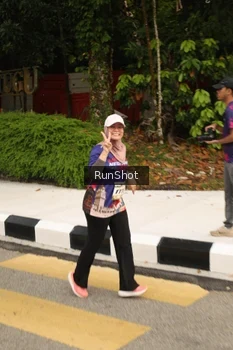 Runner Photo 4262895