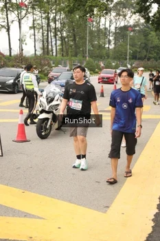 Runner Photo 4263012