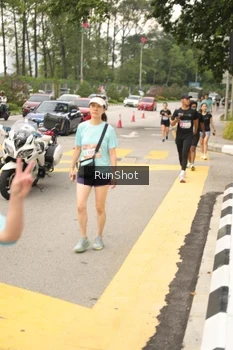 Runner Photo 4263020