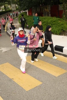 Runner Photo 4263048