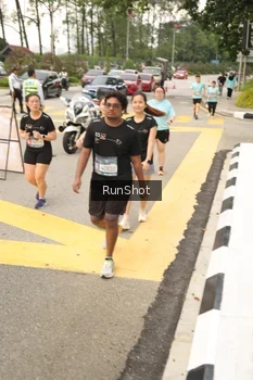 Runner Photo 4263090