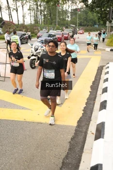 Runner Photo 4263096