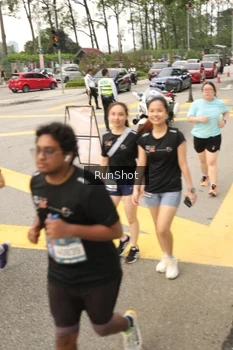Runner Photo 4263098