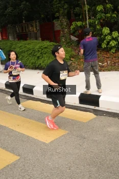 Runner Photo 4263139
