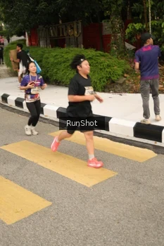 Runner Photo 4263140
