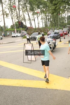 Runner Photo 4263155