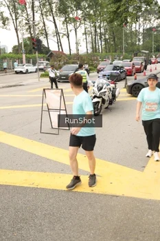 Runner Photo 4263156