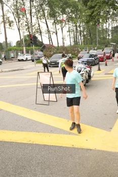 Runner Photo 4263158