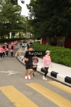 Runner Photo 4263164