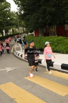 Runner Photo 4263168