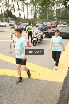 Runner Photo 4263179