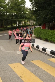 Runner Photo 4263183
