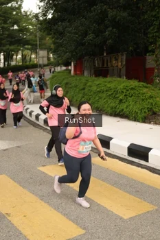 Runner Photo 4263185