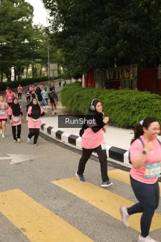 Runner Photo 4263187