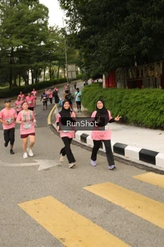 Runner Photo 4263195