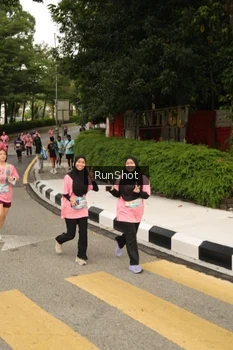 Runner Photo 4263198