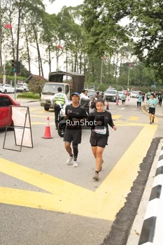 Runner Photo 4263321