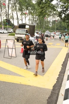 Runner Photo 4263324