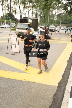 Runner Photo 4263325