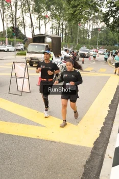Runner Photo 4263326