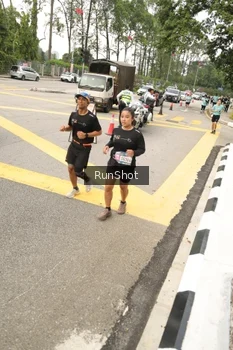 Runner Photo 4263328