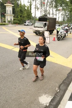 Runner Photo 4263330