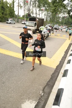 Runner Photo 4263335