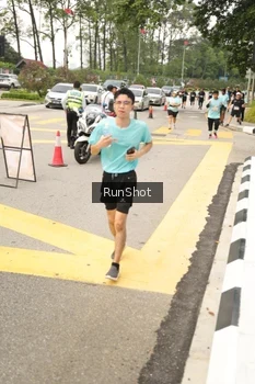 Runner Photo 4263349