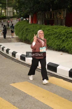 Runner Photo 4263350