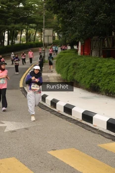 Runner Photo 4263360