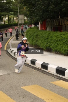 Runner Photo 4263363