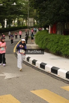 Runner Photo 4263367