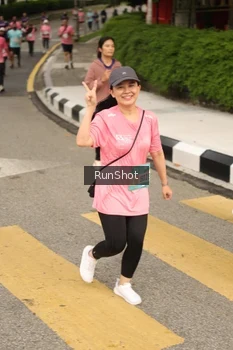 Runner Photo 4263524