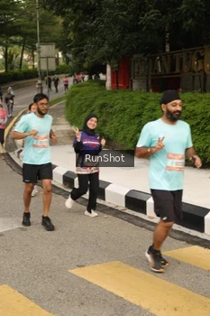 Runner Photo 4263563