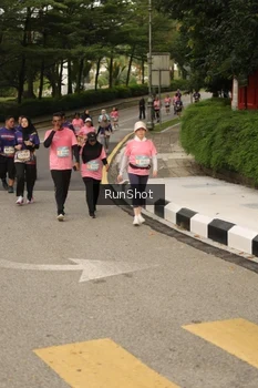 Runner Photo 4263584