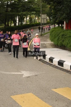 Runner Photo 4263587