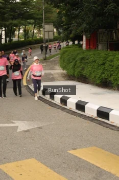 Runner Photo 4263590