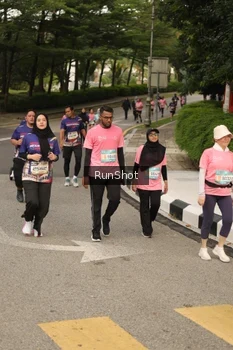 Runner Photo 4263603